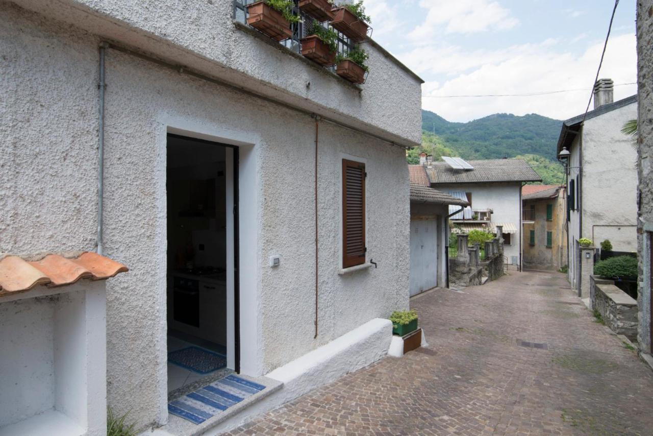 Casa Vacanze Linda Gera Lario Eksteriør billede
