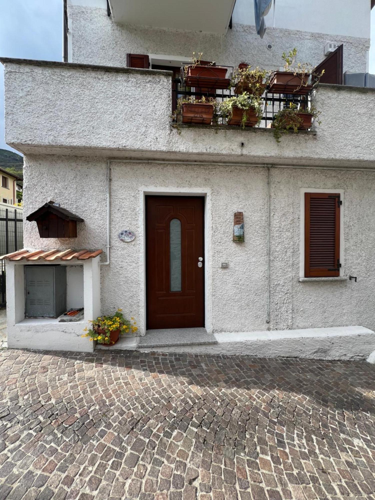 Casa Vacanze Linda Gera Lario Eksteriør billede